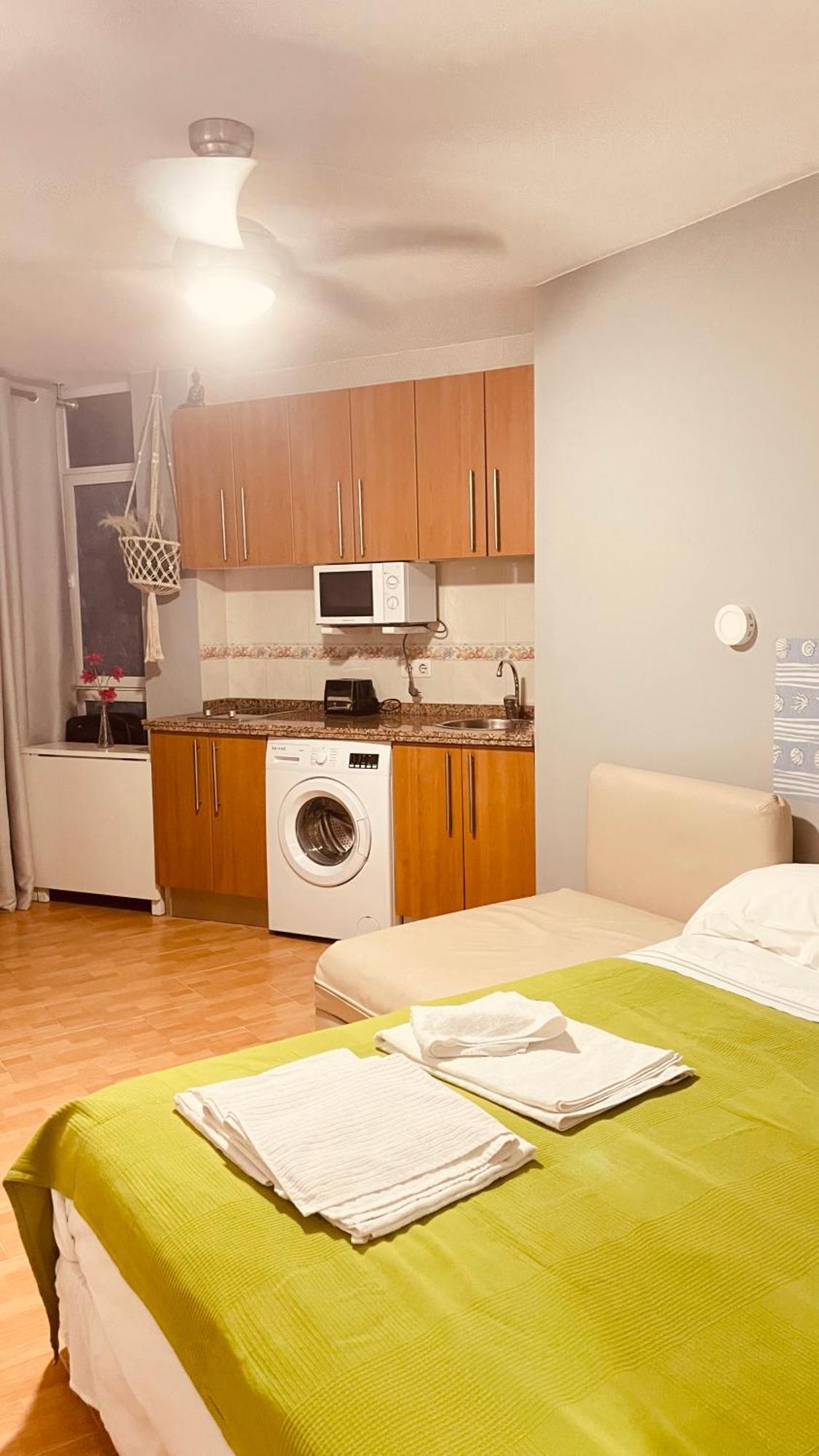 Benalmadena ,Apartamento-Estudio Primera Linea De Playa Exterior photo