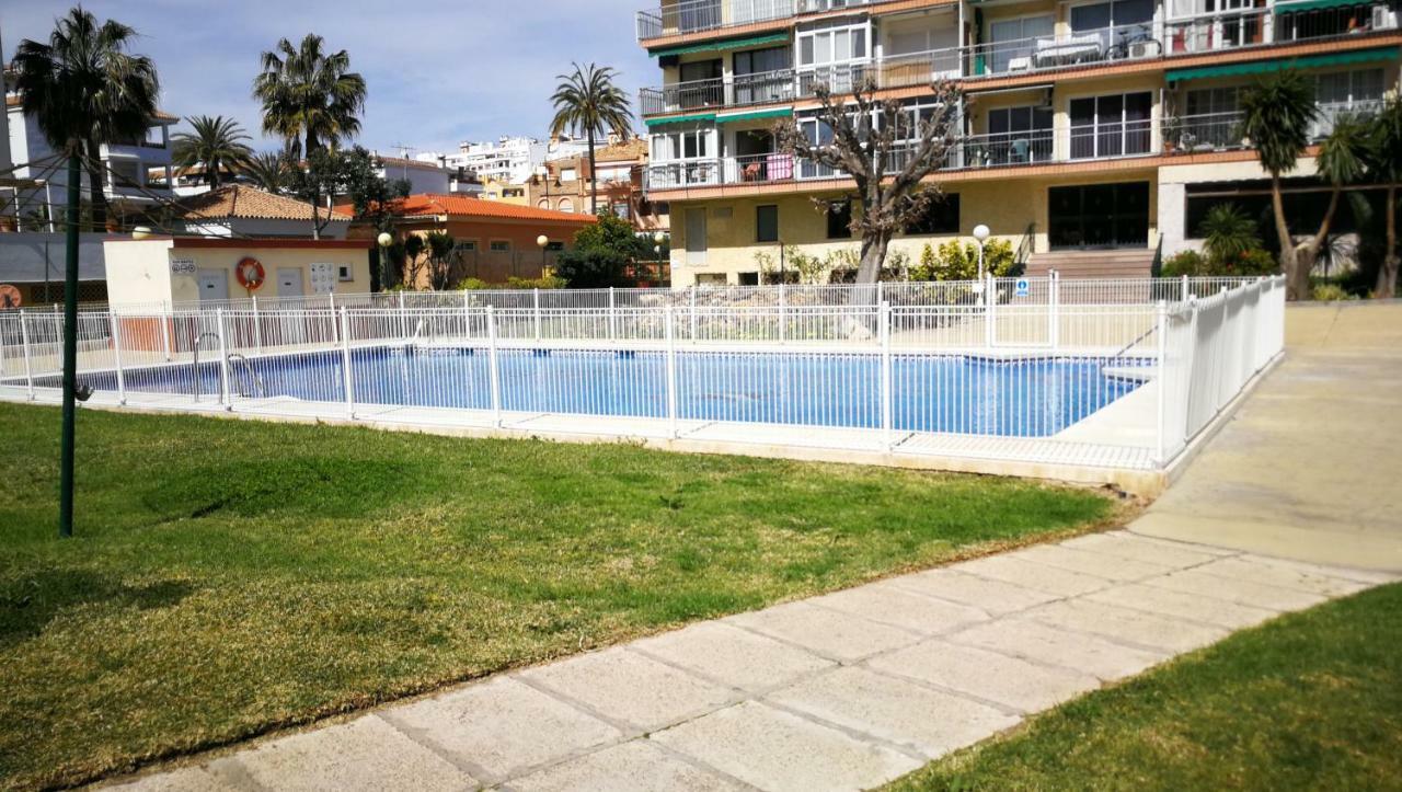 Benalmadena ,Apartamento-Estudio Primera Linea De Playa Exterior photo